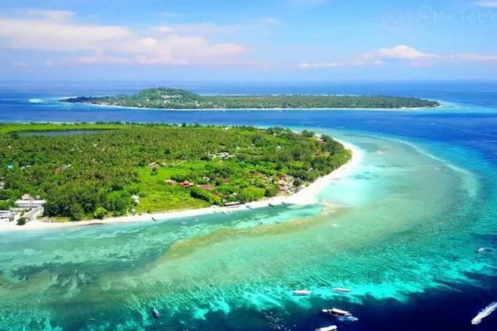 Villa Sentosa, Cheerful 3-Bedroom Villa With Pool Gili Trawangan Exterior photo