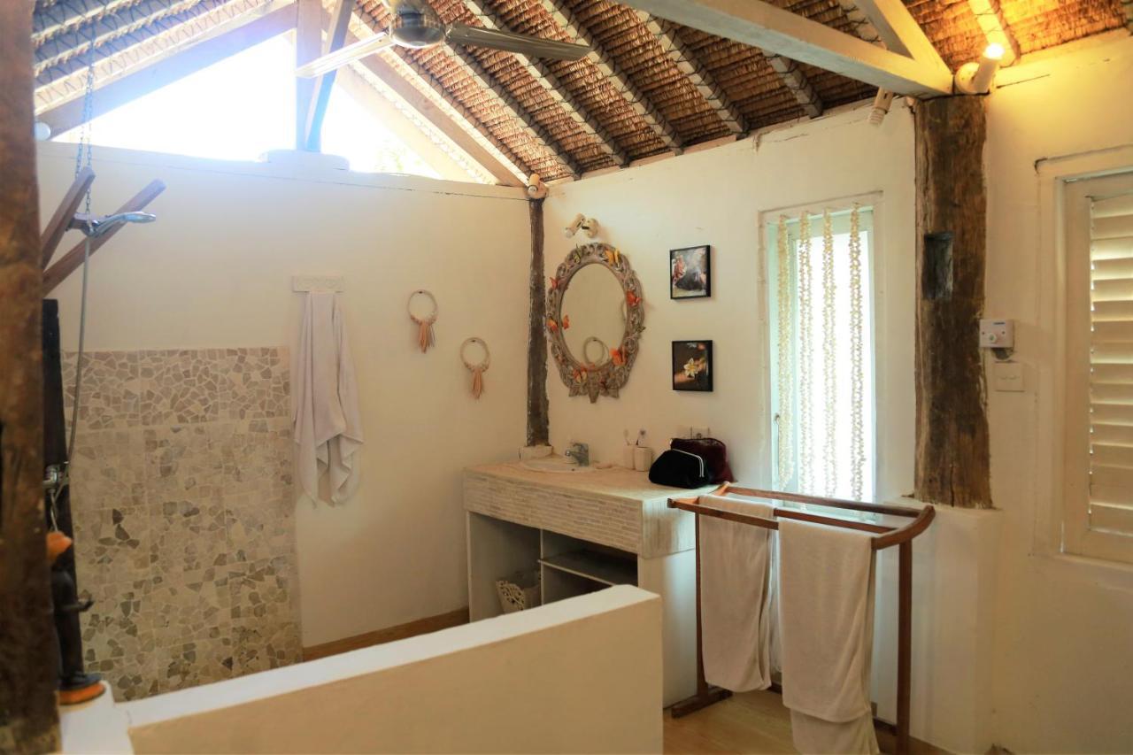 Villa Sentosa, Cheerful 3-Bedroom Villa With Pool Gili Trawangan Exterior photo